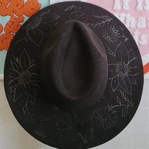 Wide Brim hat